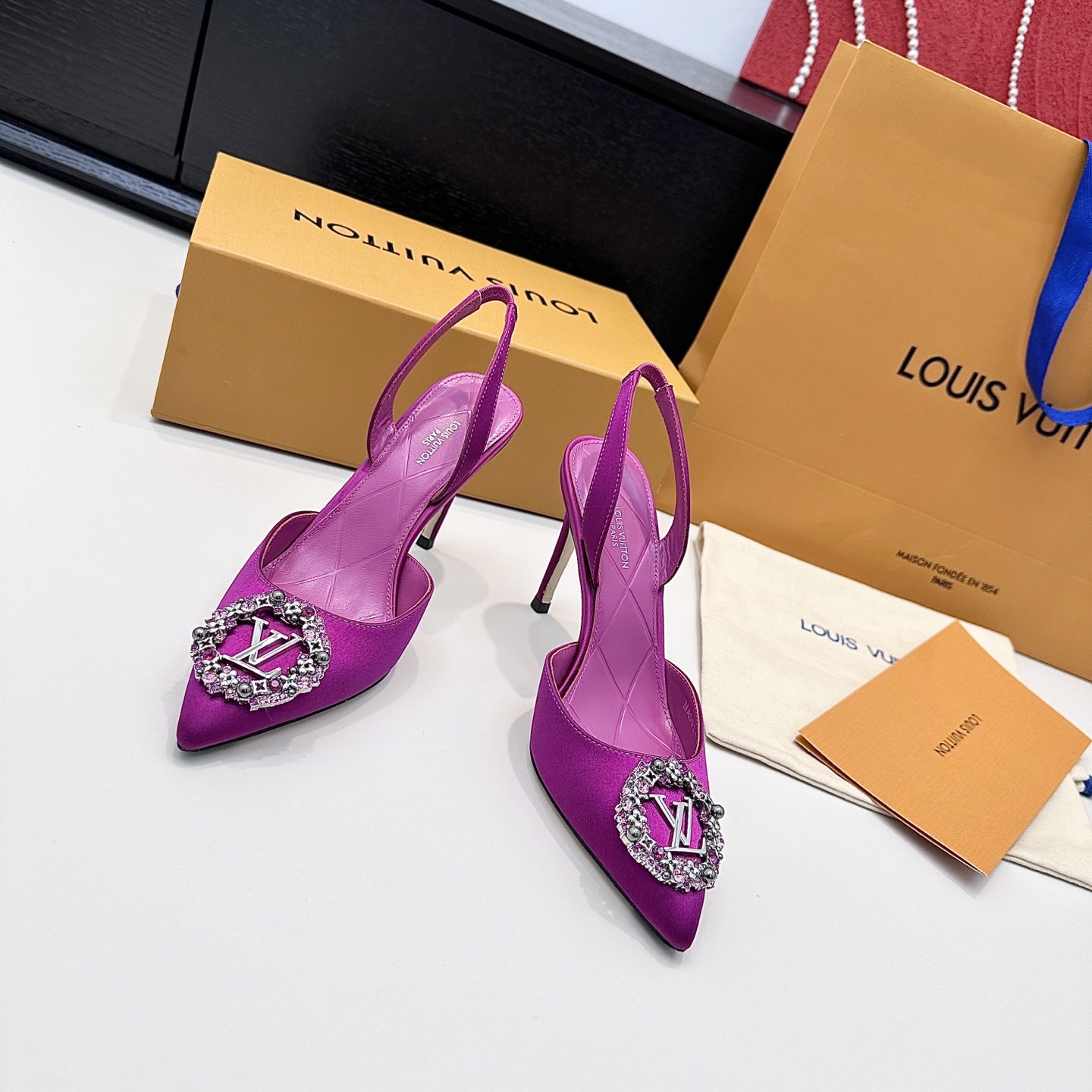 Women's high heels
